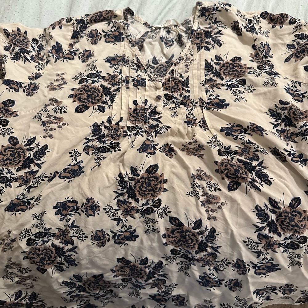 Fun2fum  1xl quarter sleeve top